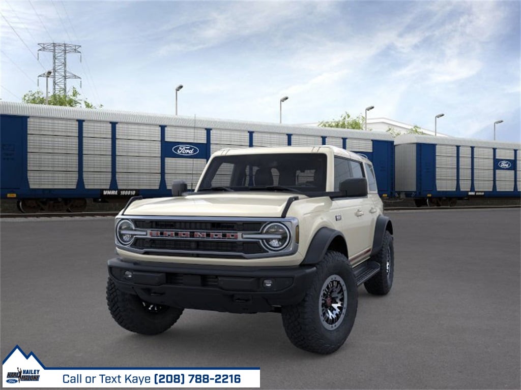 2026 Ford Bronco Outer Banks photo 2