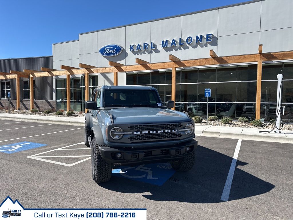 2025 Ford Bronco SUV 