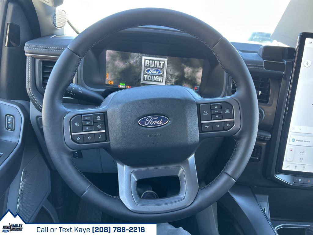 2025 Ford F-150 Lightning Flash - Photo 27