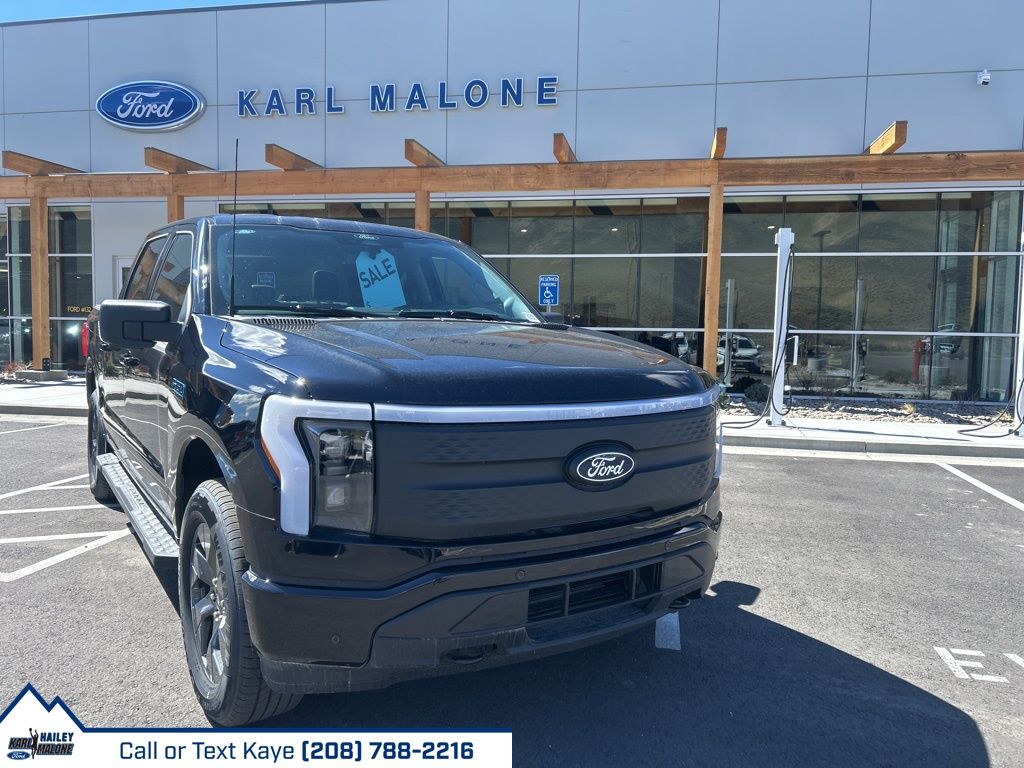 2025 Ford F-150 Lightning
