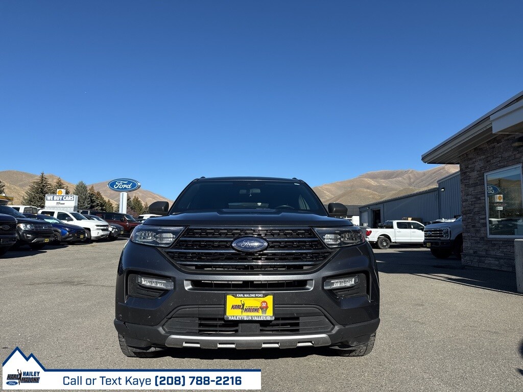 2020 Ford Explorer XLT photo 3