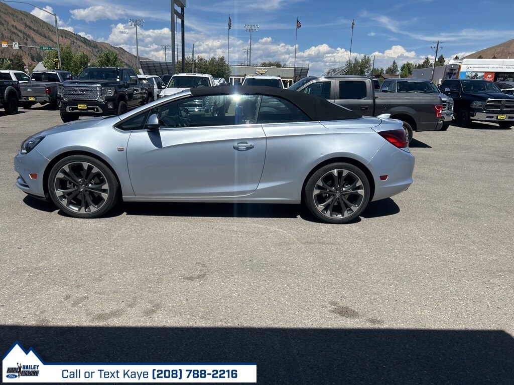 2017 Buick Cascada Premium photo 4