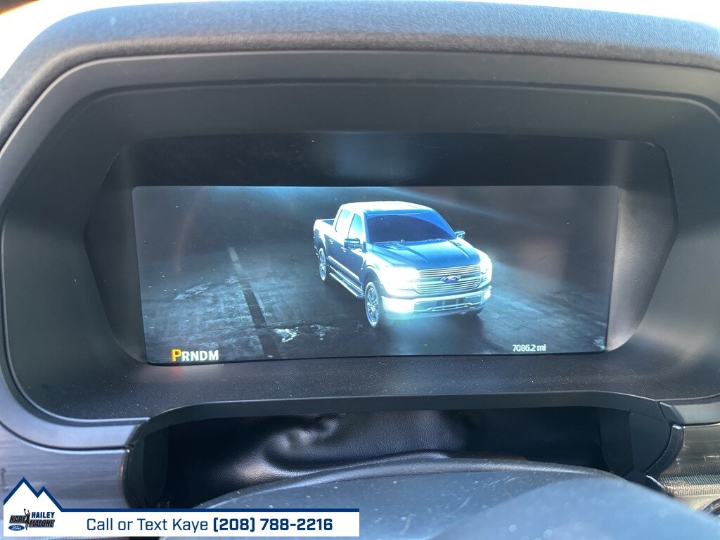 2025 Ford F-150 Lariat photo 2