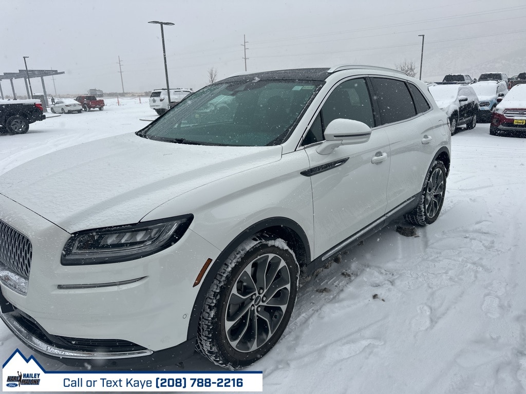 2021 Lincoln Nautilus Reserve's photo