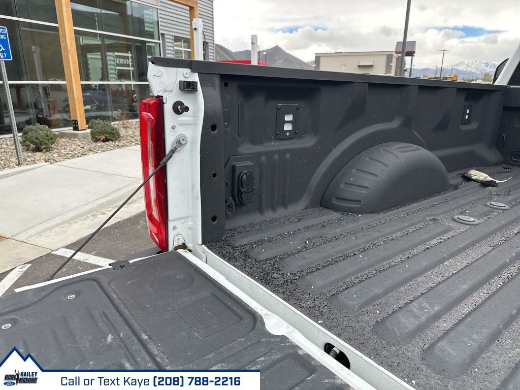 2025 Ford F-350 Super Duty XLT - Photo 7