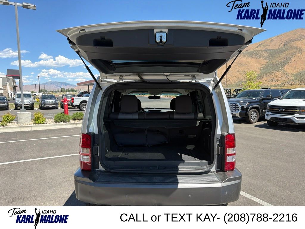 2010 Jeep Liberty Renegade - Photo 6