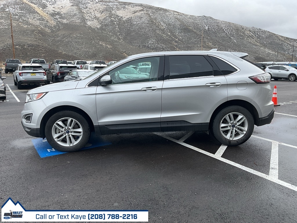 2018 Ford Edge SEL photo 3