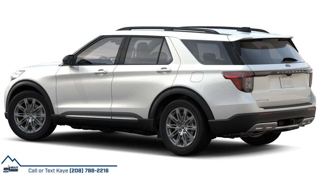 2025 Ford Explorer photo 2