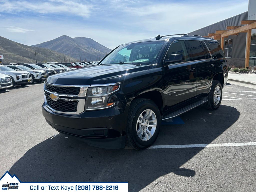 2018 Chevrolet Tahoe LT photo 3