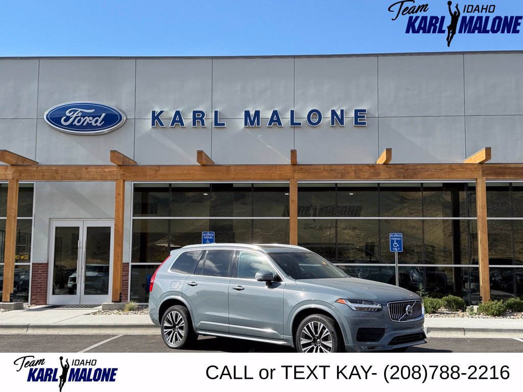 2021 Volvo XC90 Momentum