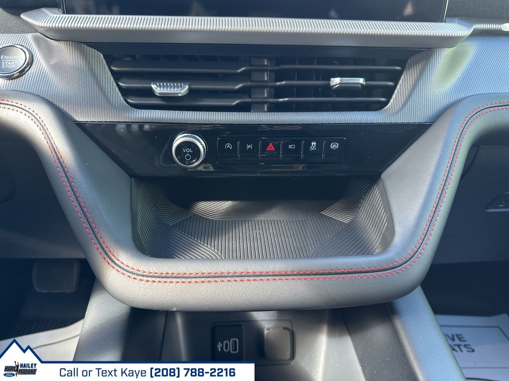 2026 Ford Explorer ST-Line - Photo 25