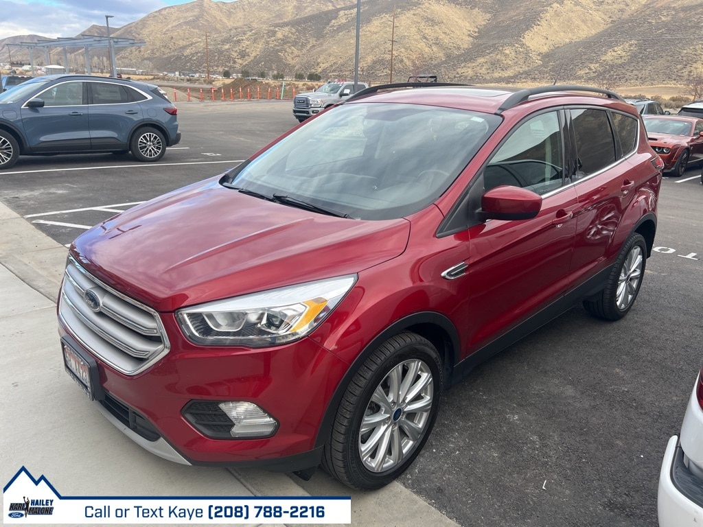 2019 Ford Escape SEL's photo