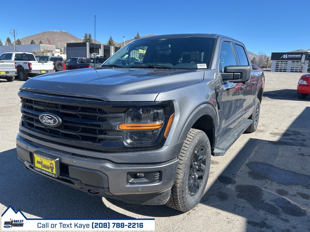 2025 Ford F-150 XLT photo 3