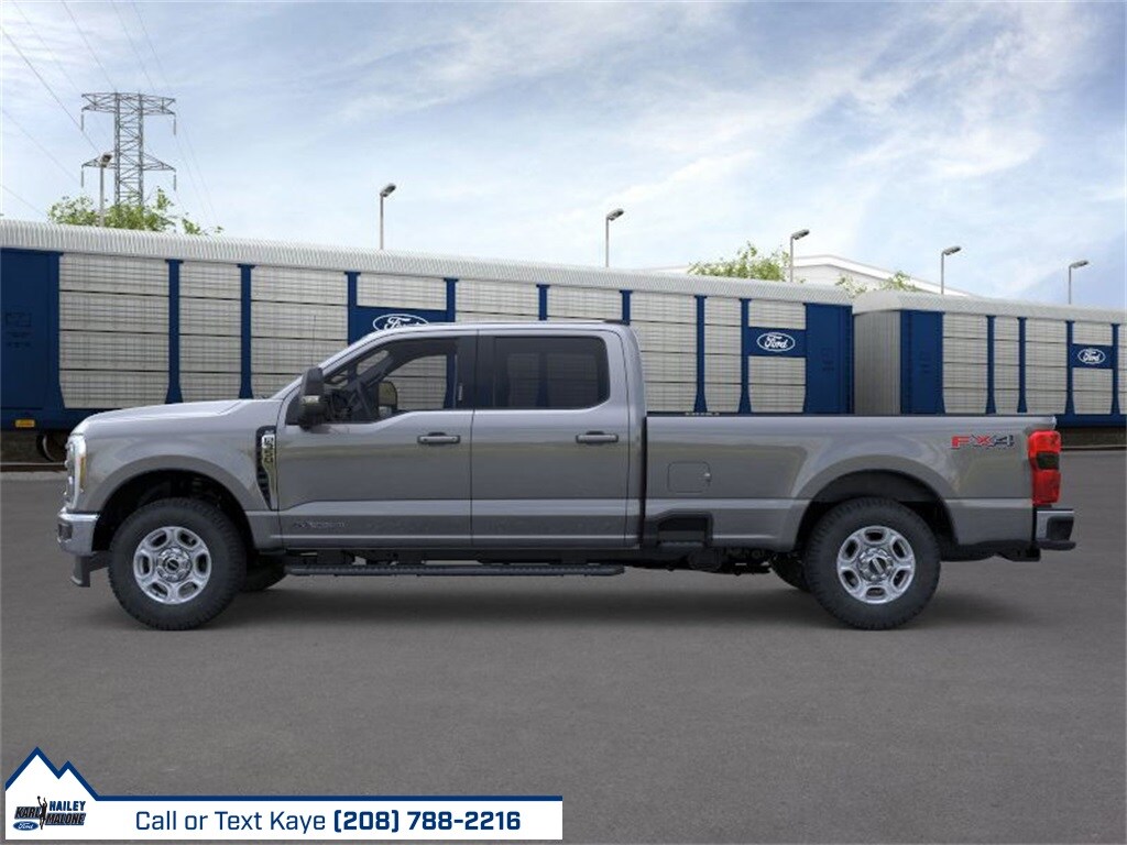 2026 Ford F-350 photo 3