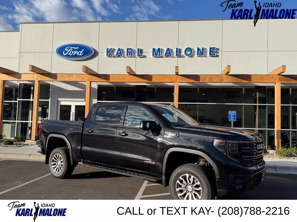 2023 GMC Sierra 1500 AT4