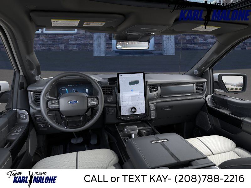 2025 Ford F-150 Lightning Platinum - Photo 9
