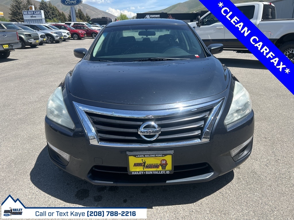 Used 2014 Nissan Altima S with VIN 1N4AL3AP0EC275887 for sale in Hailey, ID