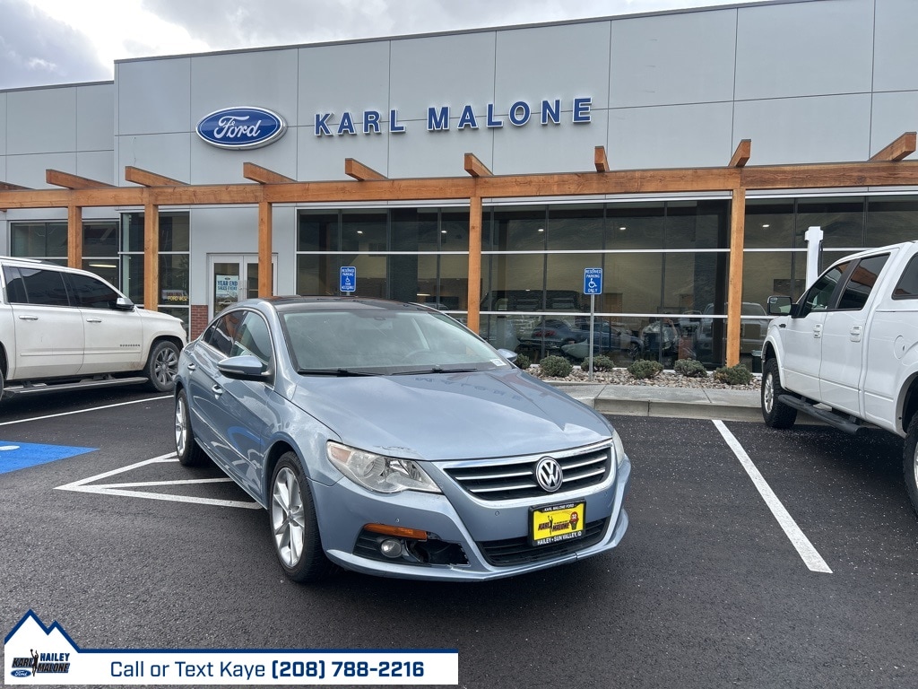 2009 Volkswagen CC Luxury's photo