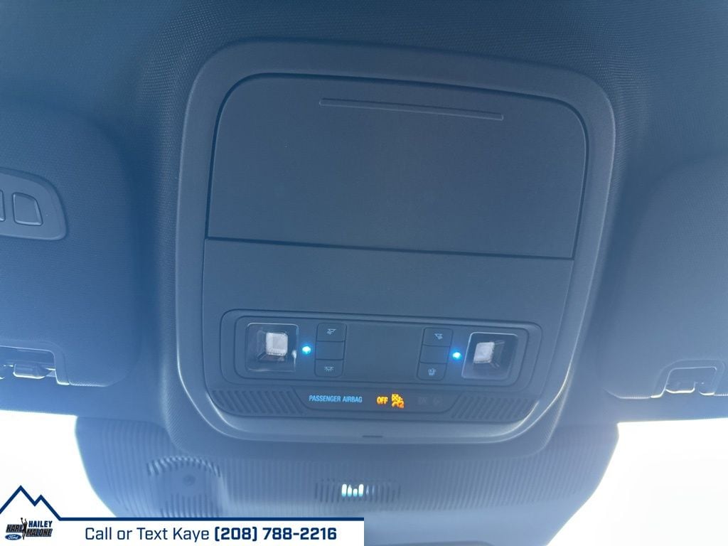 2026 Ford Explorer ST-Line - Photo 33