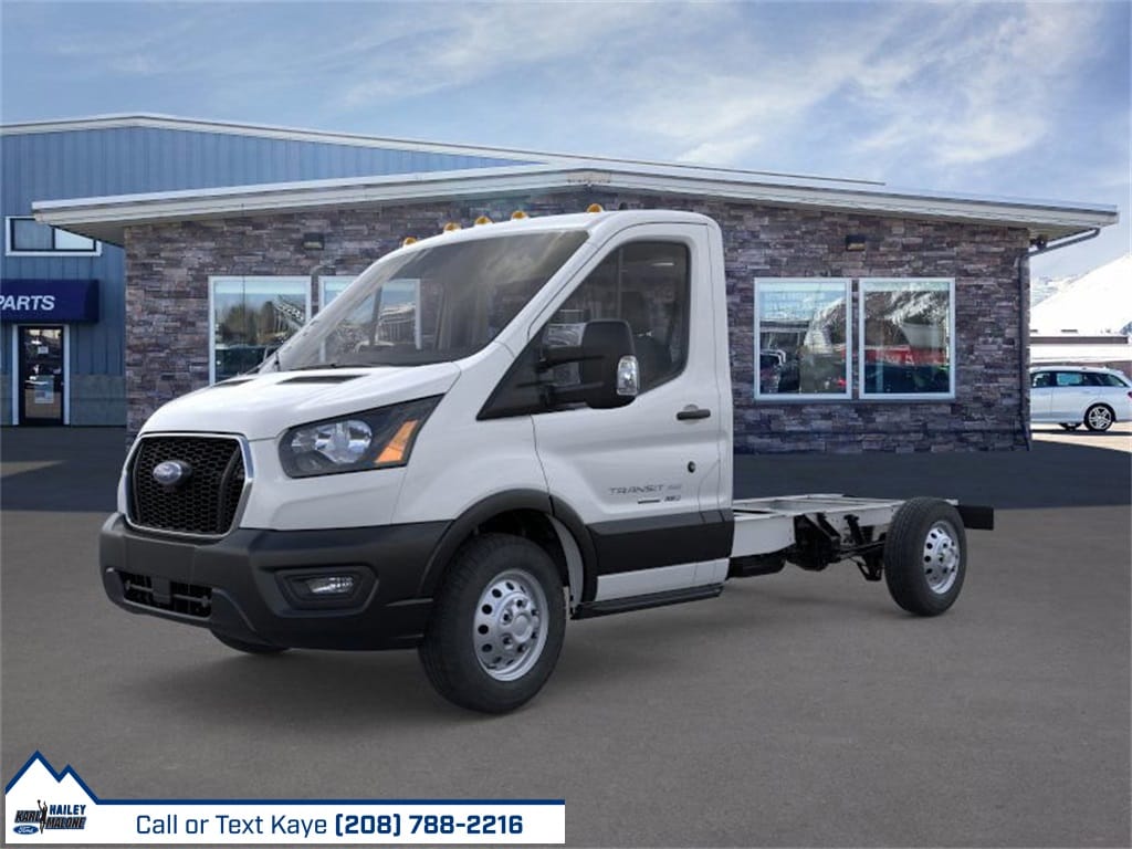 2025 Ford Transit Cutaway Base's photo