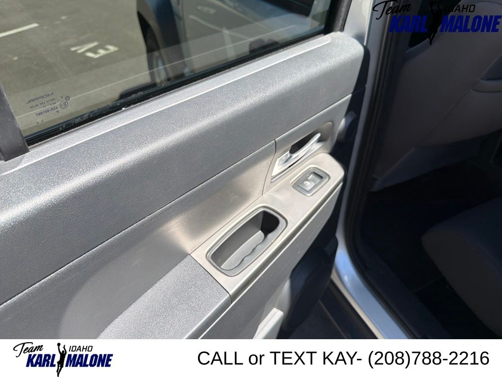 2010 Jeep Liberty Renegade - Photo 12