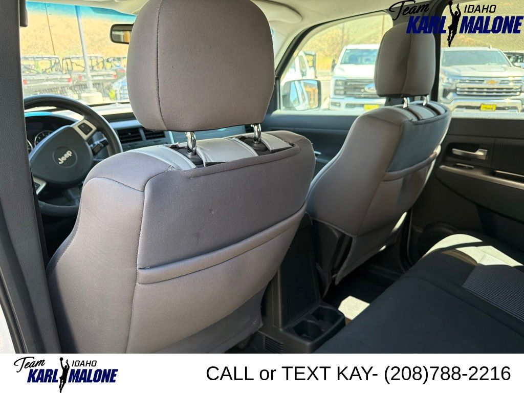 2010 Jeep Liberty Renegade - Photo 15