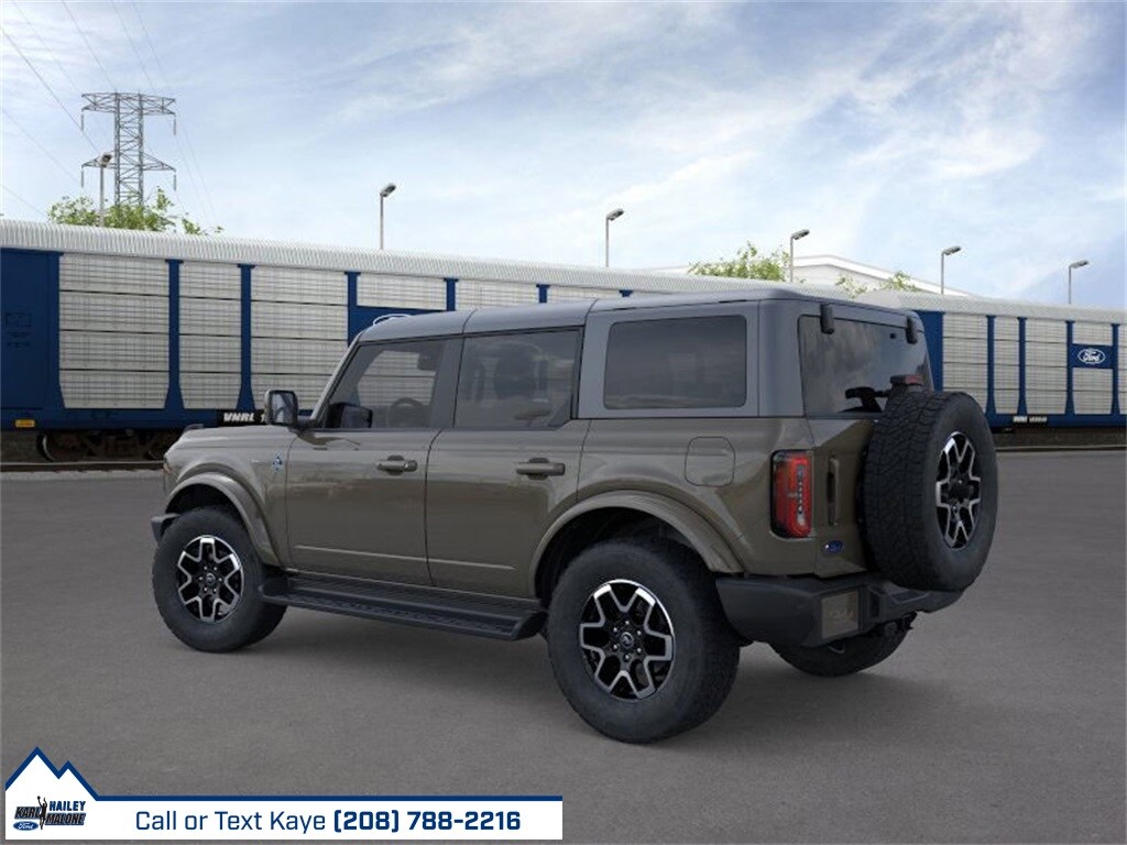 2025 Ford Bronco Outer Banks photo 4