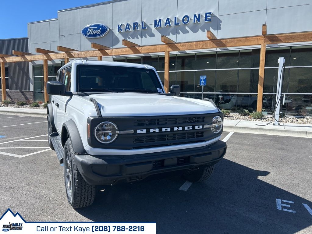 2025 Ford Bronco SUV 