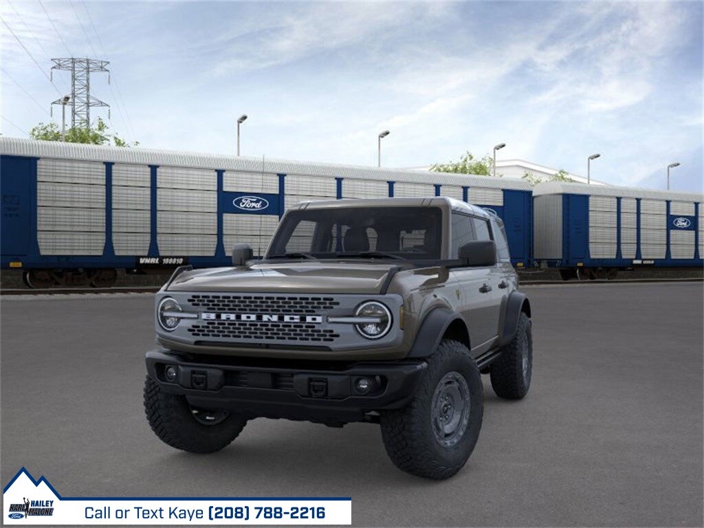 2025 Ford Bronco Badlands photo 2