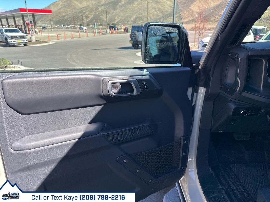 2025 Ford Bronco 4-Door Badlands - Photo 16