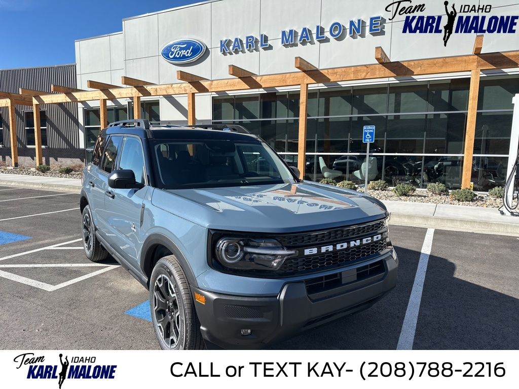 2026 Ford Bronco Sport Outer Banks 4X4's photo