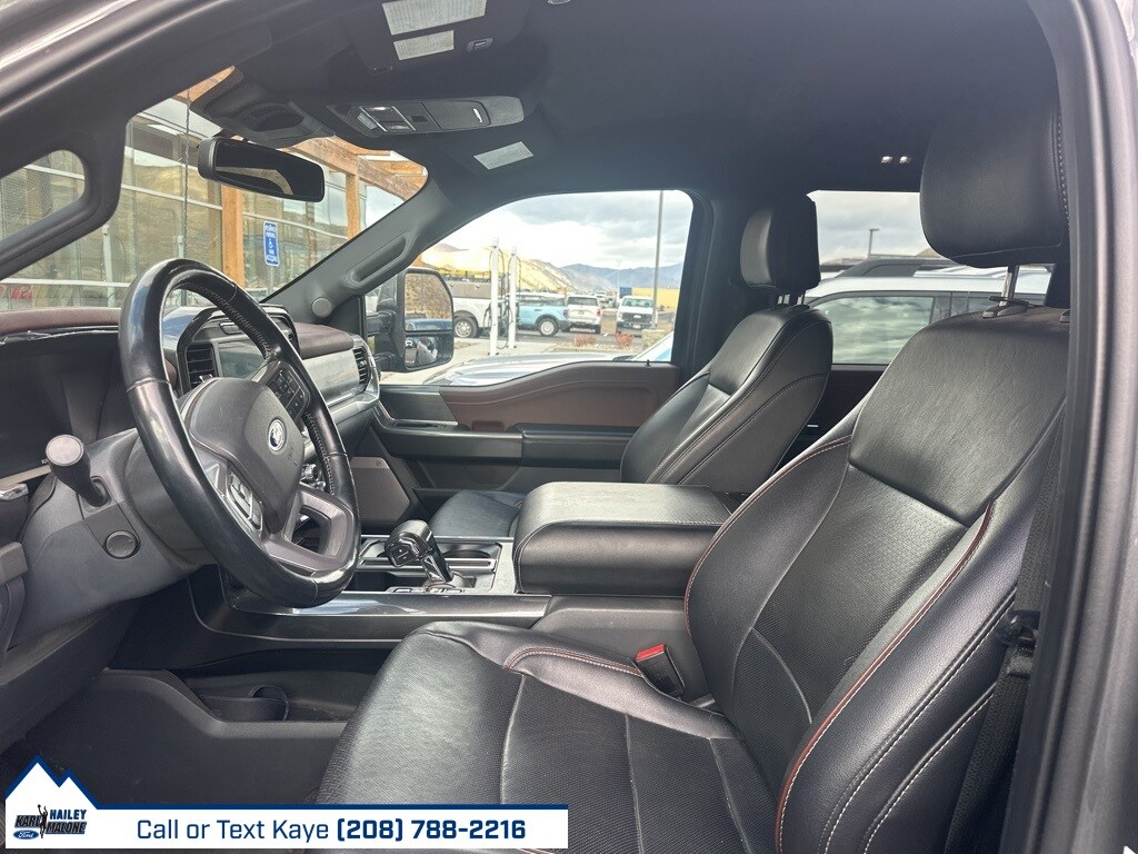 2022 Ford F-150 Lariat photo 2