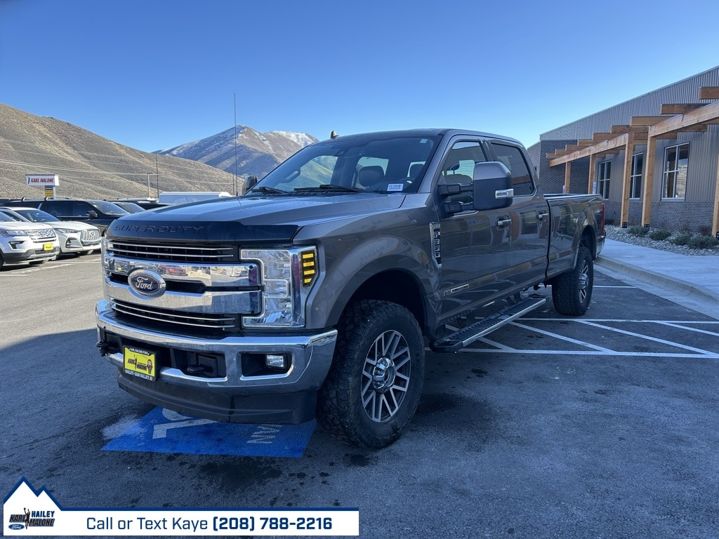 2019 Ford F-350 photo 3