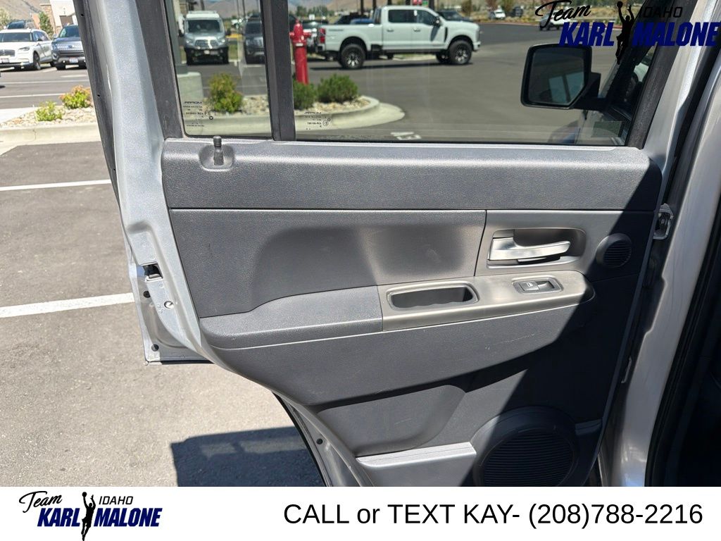 2010 Jeep Liberty Renegade - Photo 11