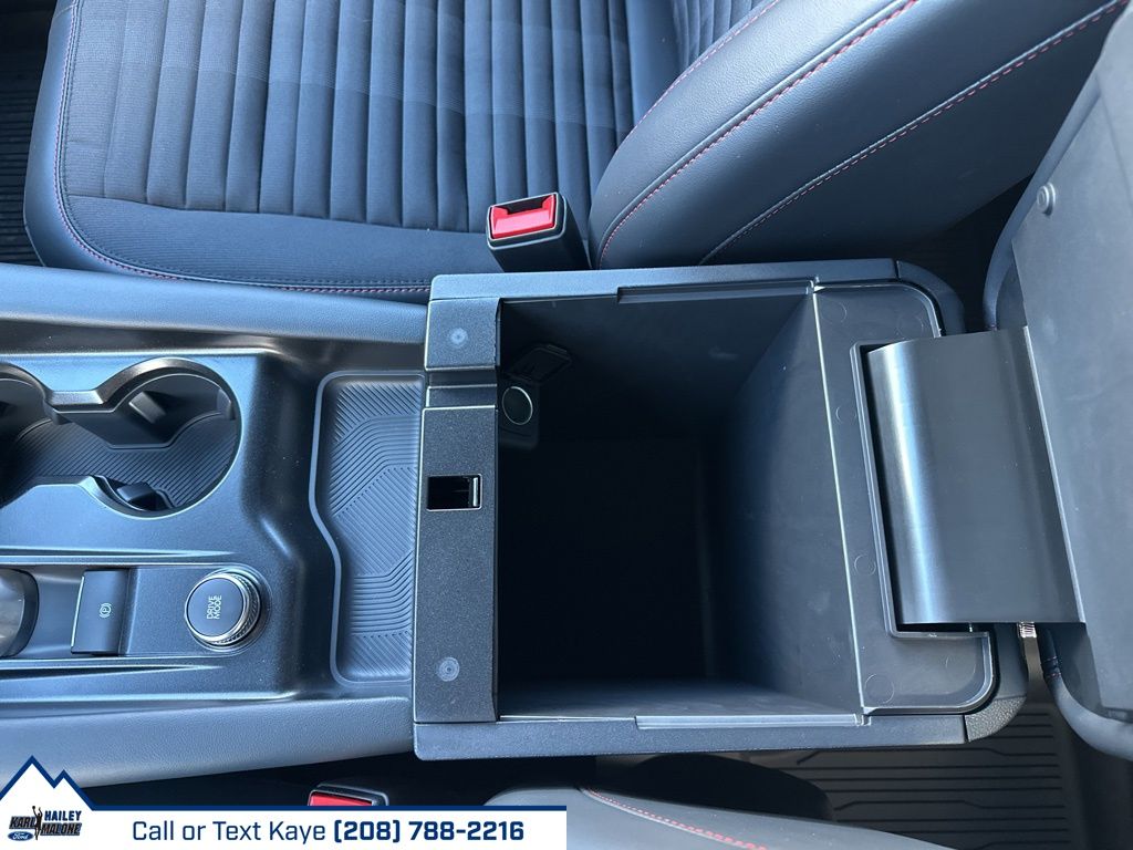 2026 Ford Explorer ST-Line - Photo 27