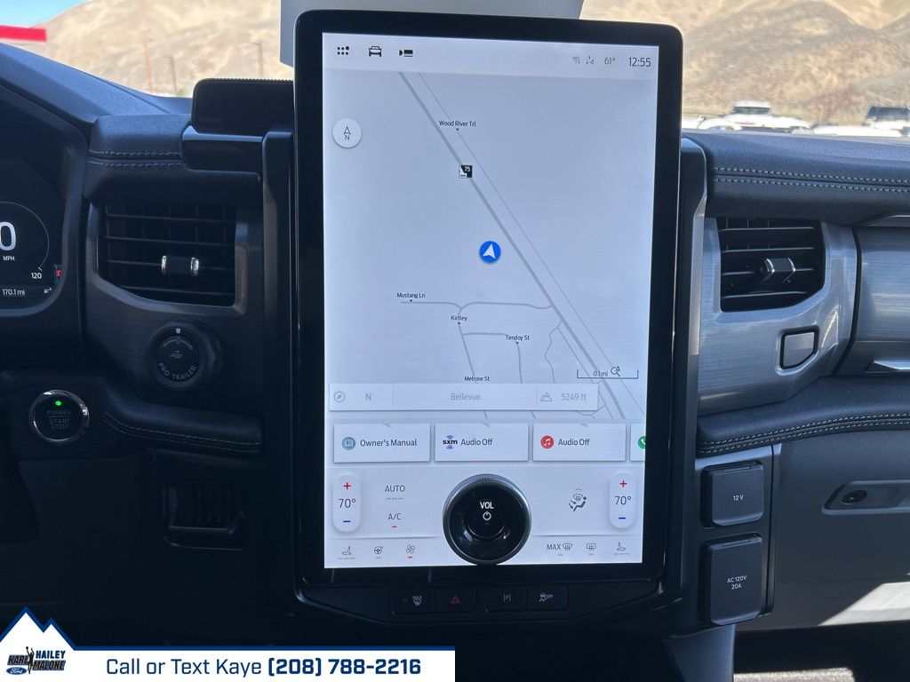2025 Ford F-150 Lightning Flash - Photo 31