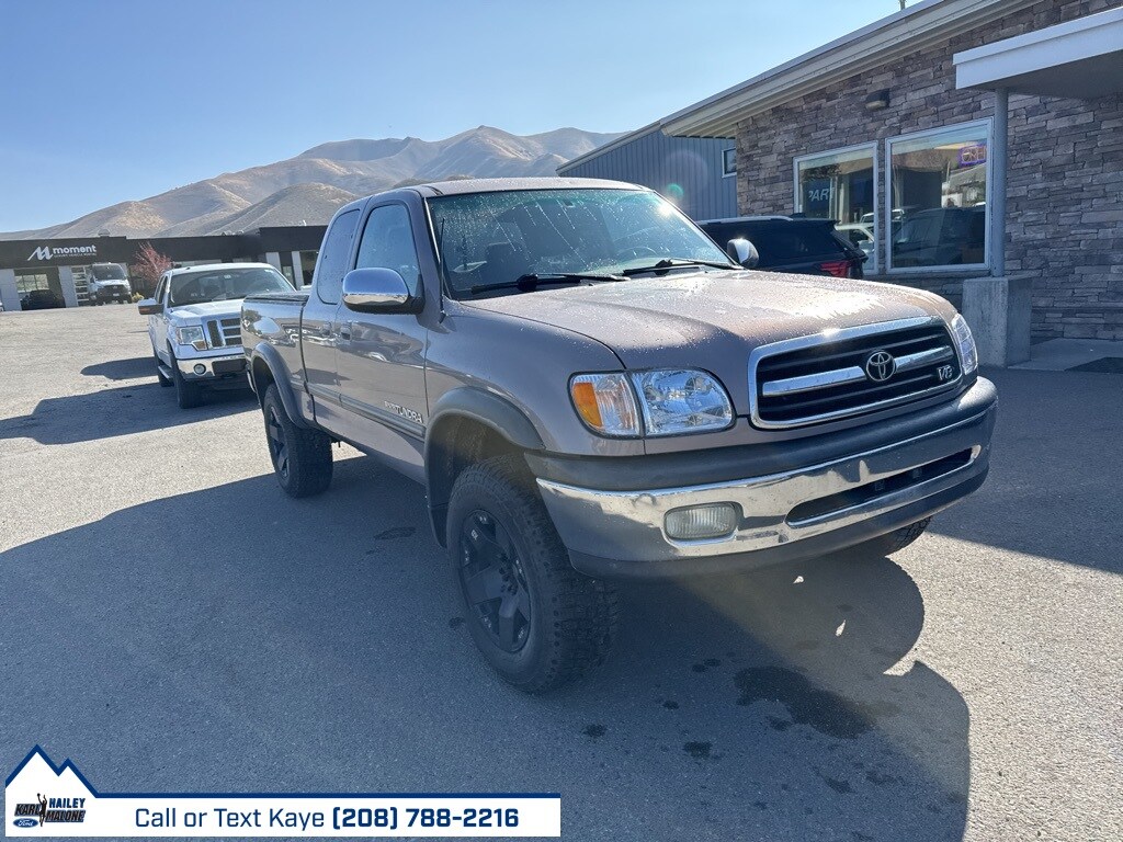 2002 Toyota Tundra SR5 photo 3