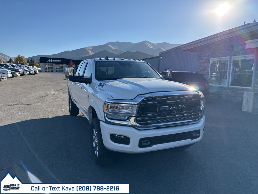 2022 Ram 2500 Limited photo 2