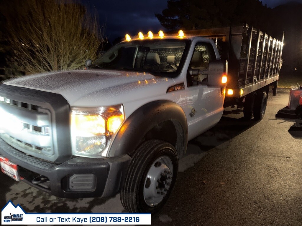 2016 Ford F-550 photo 2