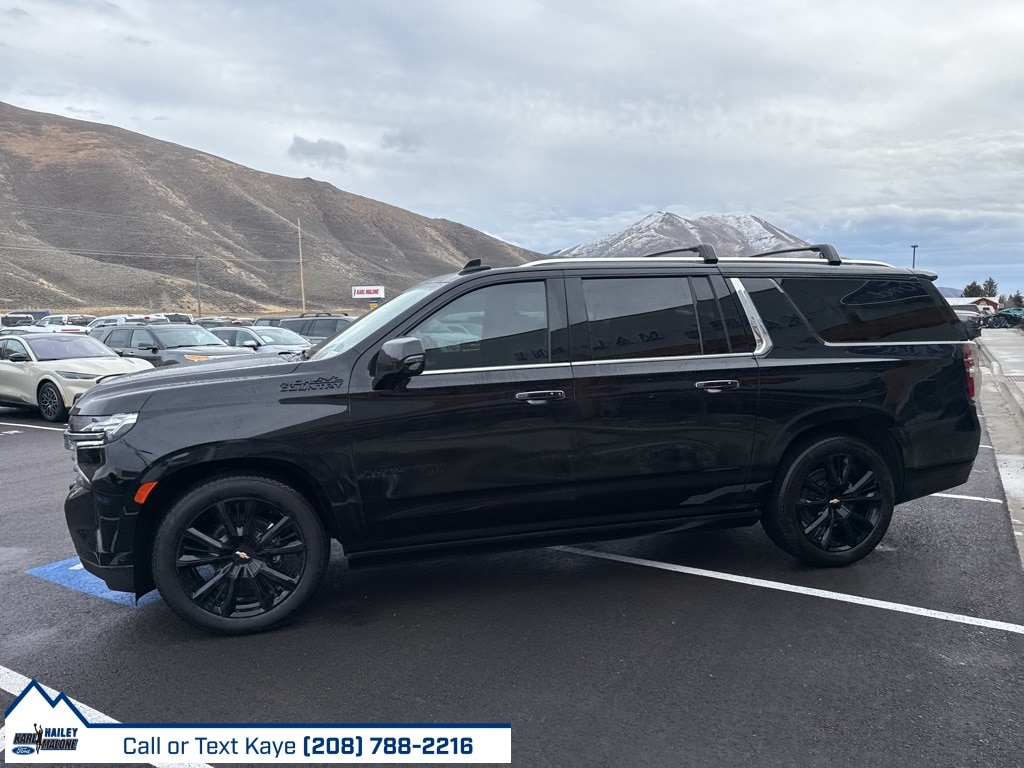 2024 Chevrolet Suburban High Country photo 4