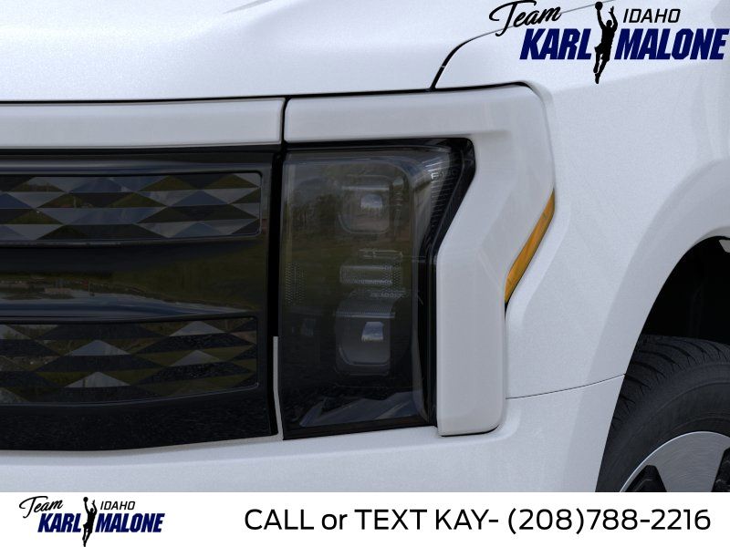 2025 Ford F-150 Lightning Platinum - Photo 18
