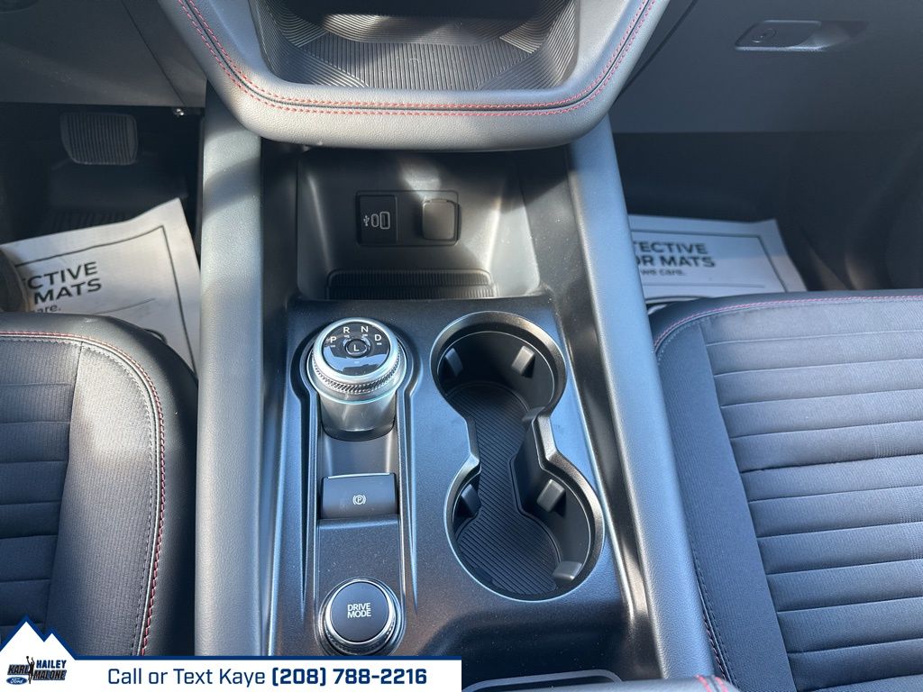 2026 Ford Explorer ST-Line - Photo 24