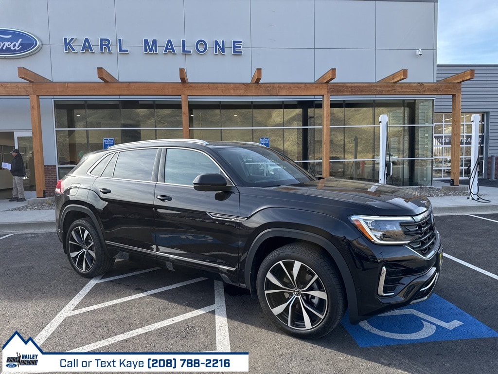 Used 2024 Volkswagen Atlas Cross Sport 2.0T SEL Premium R-Line SUV