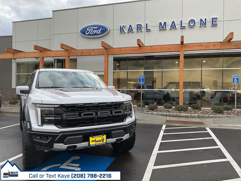 2025 Ford F-150 Raptor's photo