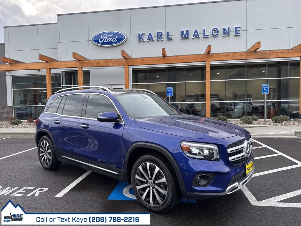 2021 Mercedes-Benz GLB Base's photo