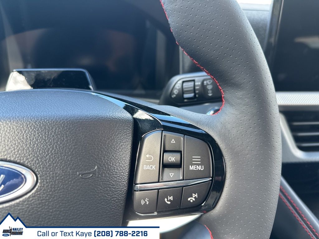2026 Ford Explorer ST-Line - Photo 24