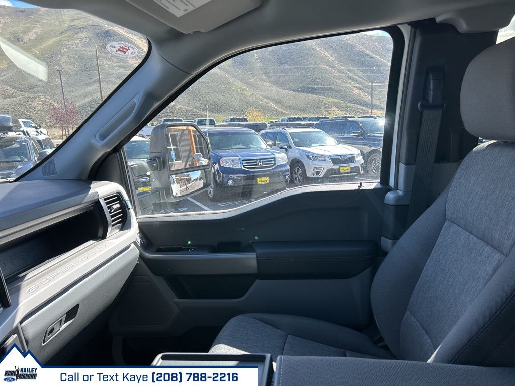 2026 Ford F-350 Super Duty XL - Photo 39
