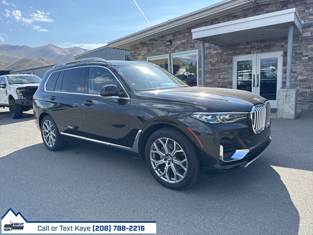 2021 BMW X7