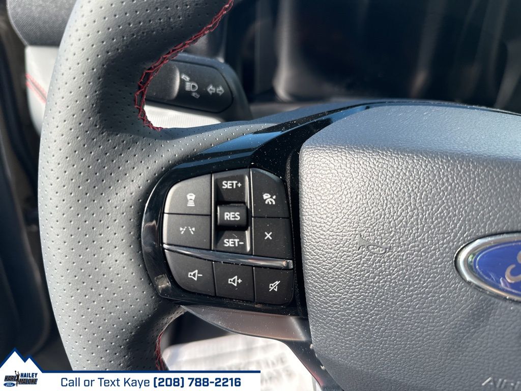 2026 Ford Explorer ST-Line - Photo 22