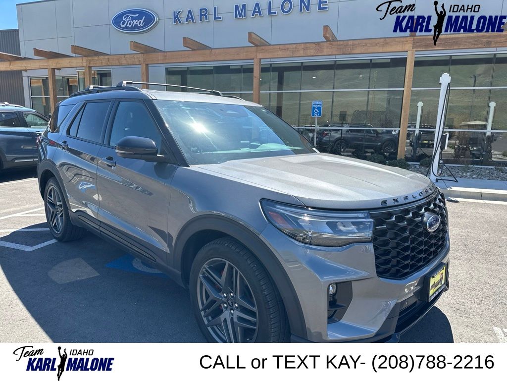 2025 Ford Explorer ST 4WD (PL535)'s photo